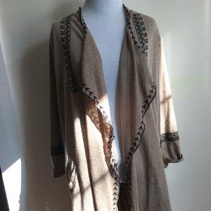 Light Jacket long sleeves X-Large Polyester Brown and Dark Brown . .